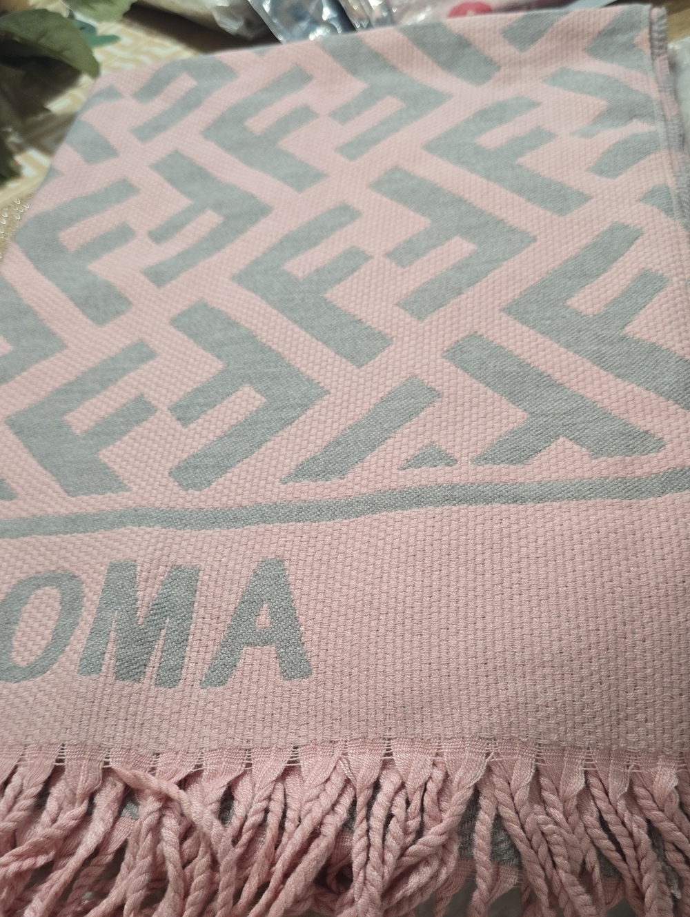 Roma Pink and Gray Geometric Woven Bath Towel